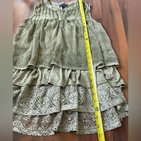Artesia sage green sleeveless layered Boho top with lace Size small - Picture 9 of 9